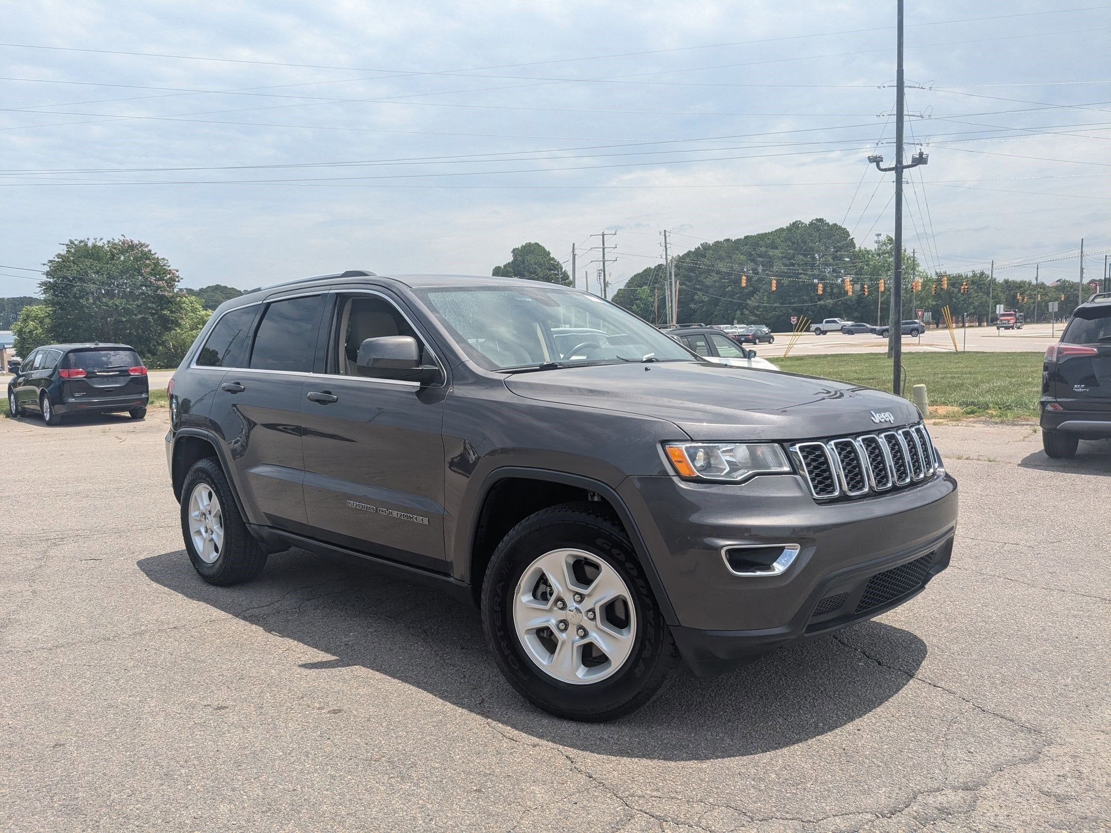 2017 Jeep Grand Cherokee Laredo