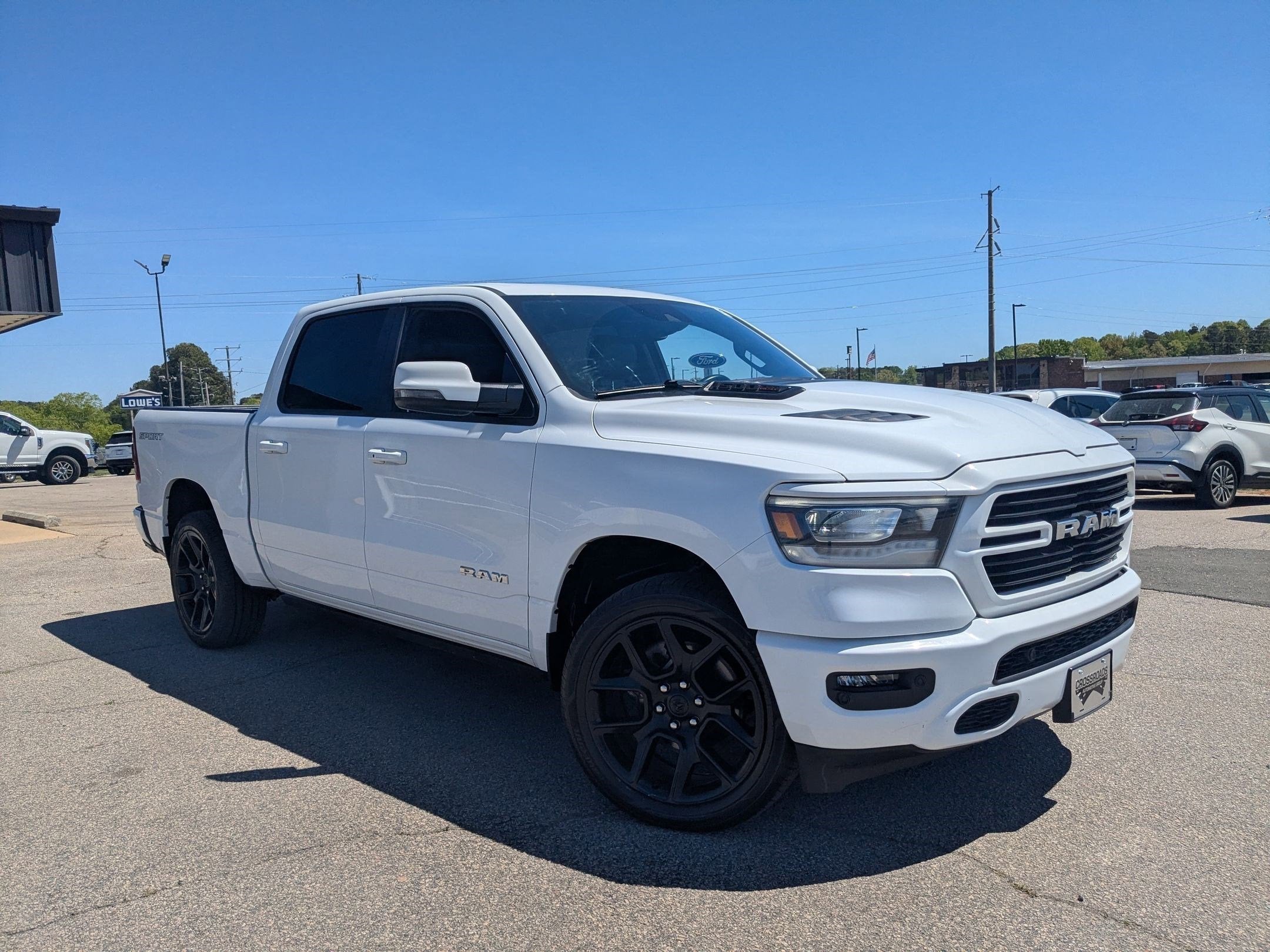 2023 RAM 1500 Laramie Crew Cab 4x4 5'7' Box
