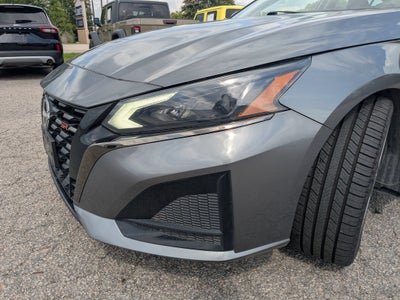 2023 Nissan Altima SR VC-Turbo FWD