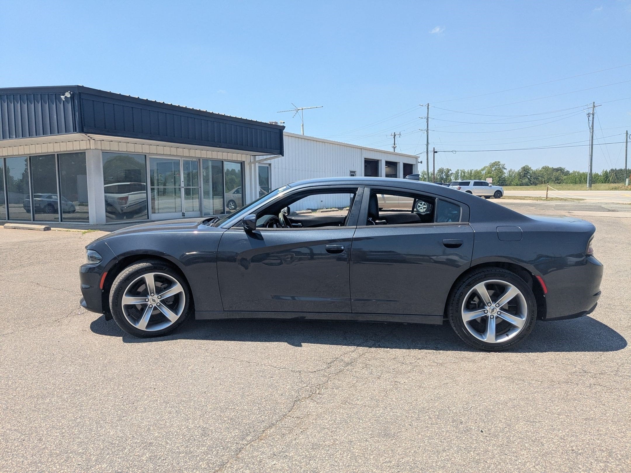 2017 Dodge Charger SXT RWD