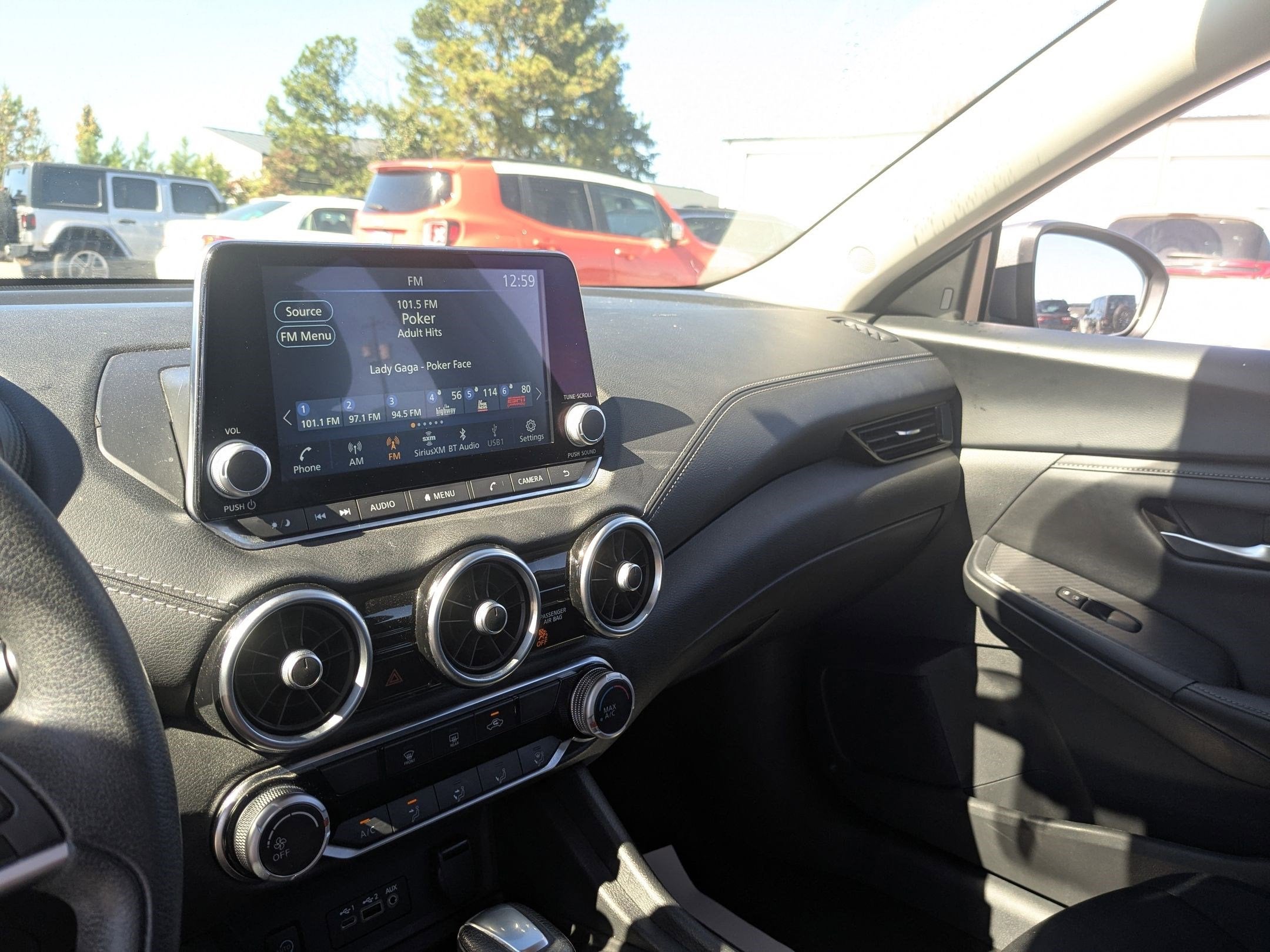 2024 Nissan Sentra SV Xtronic CVT