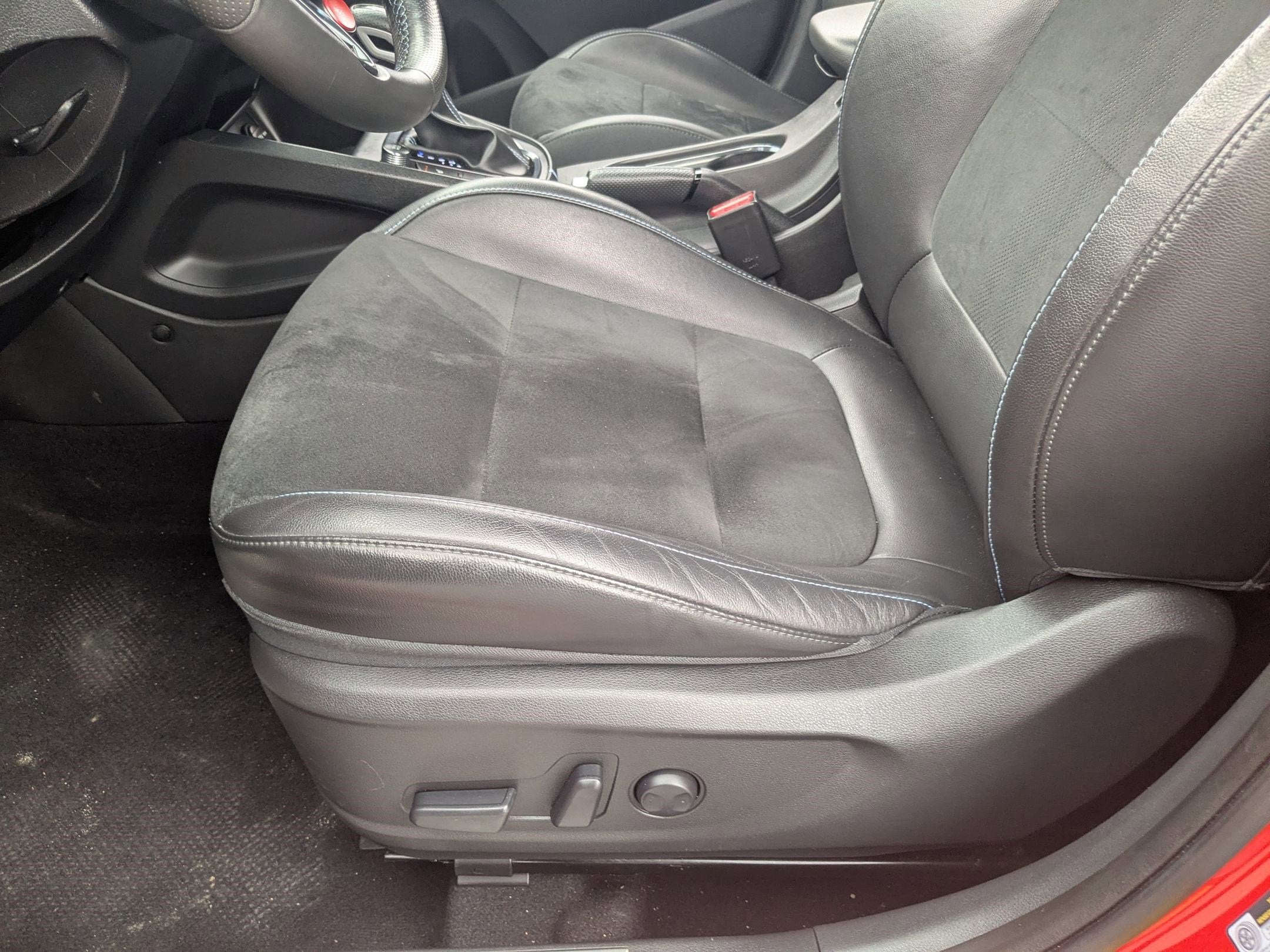 2022 Hyundai Kona N Base