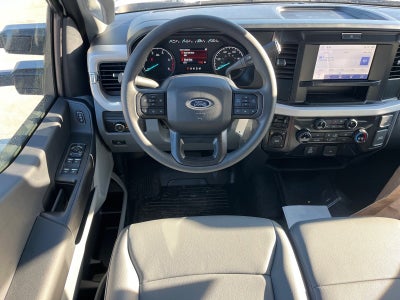 2026 Ford Super Duty F-550 DRW XL