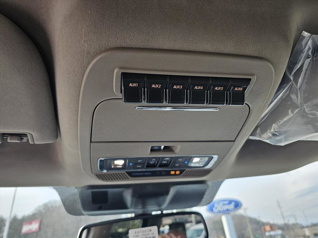 2026 Ford Super Duty F-450 DRW Platinum