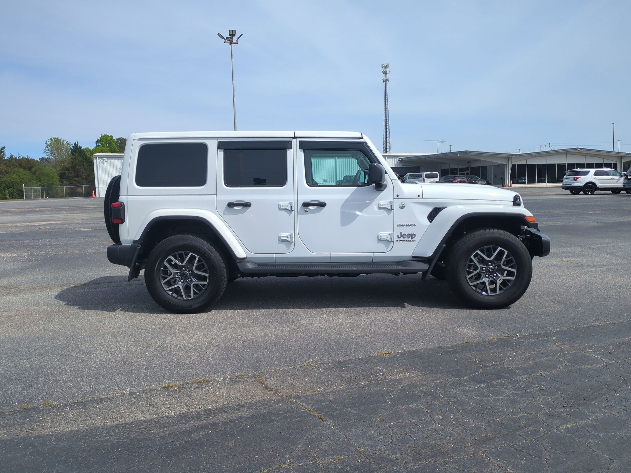 2024 Jeep Wrangler Sahara