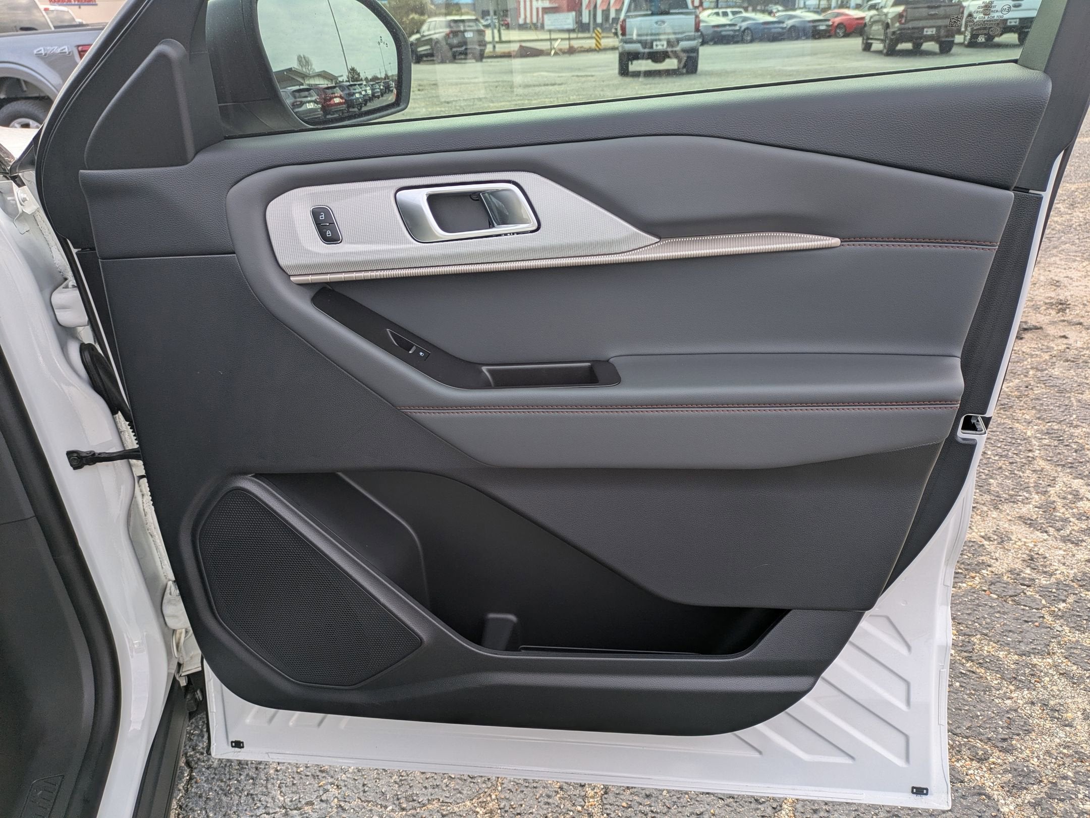 2025 Ford Explorer Active - Crossroads Courtesy Demo