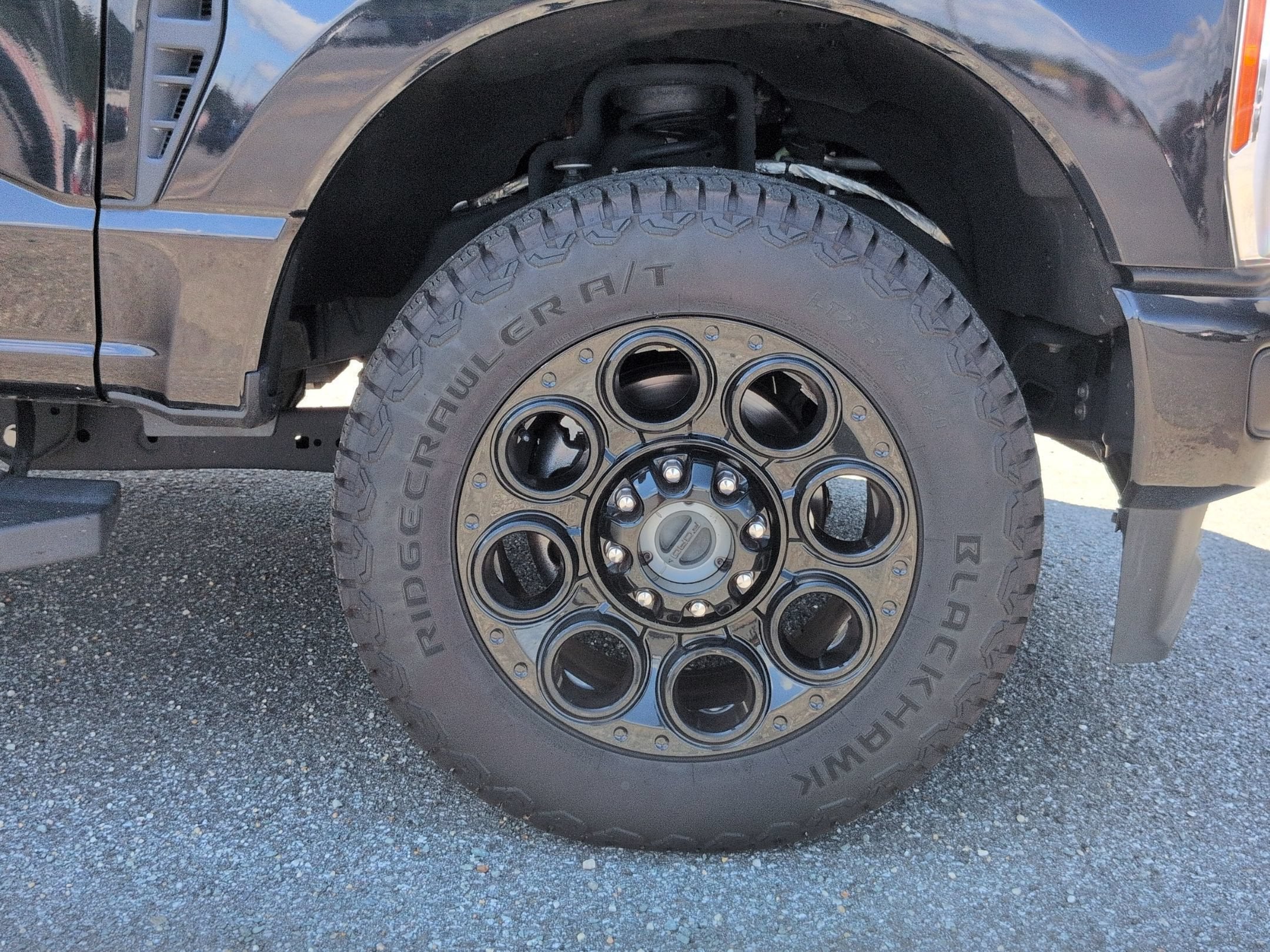 2023 Ford Super Duty F-250 SRW LARIAT