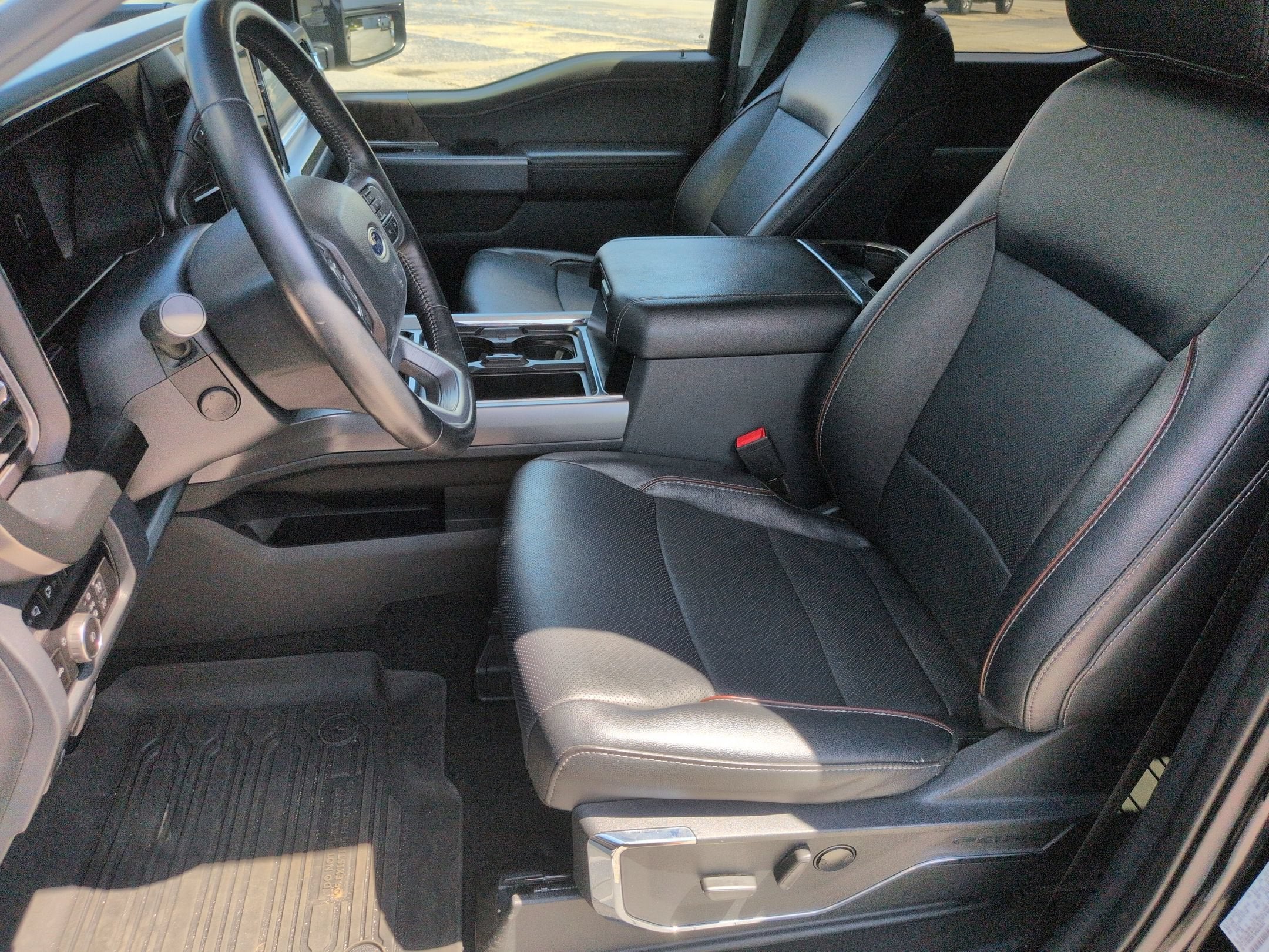 2023 Ford Super Duty F-250 SRW LARIAT