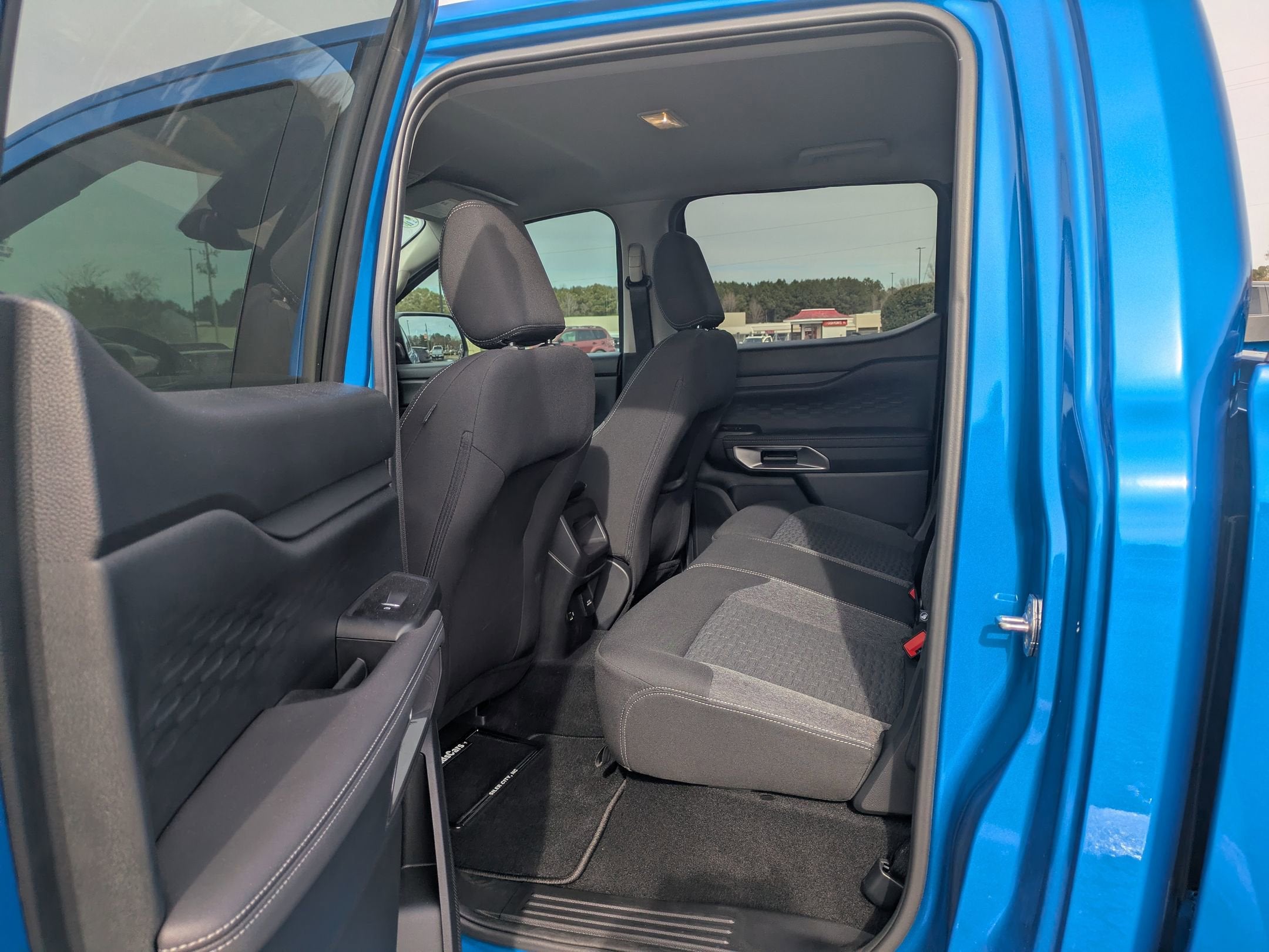 2025 Ford Ranger XLT - Crossroads Courtesy Demo