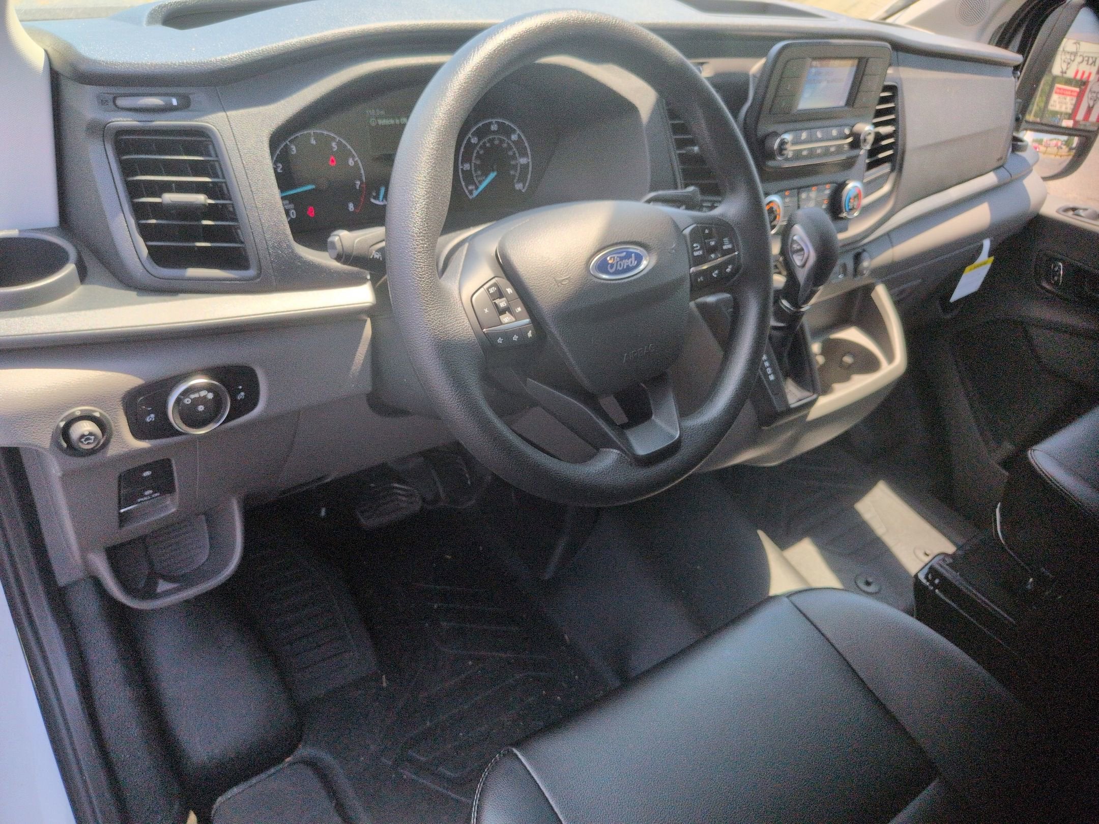 2025 Ford Transit Cargo Van Base