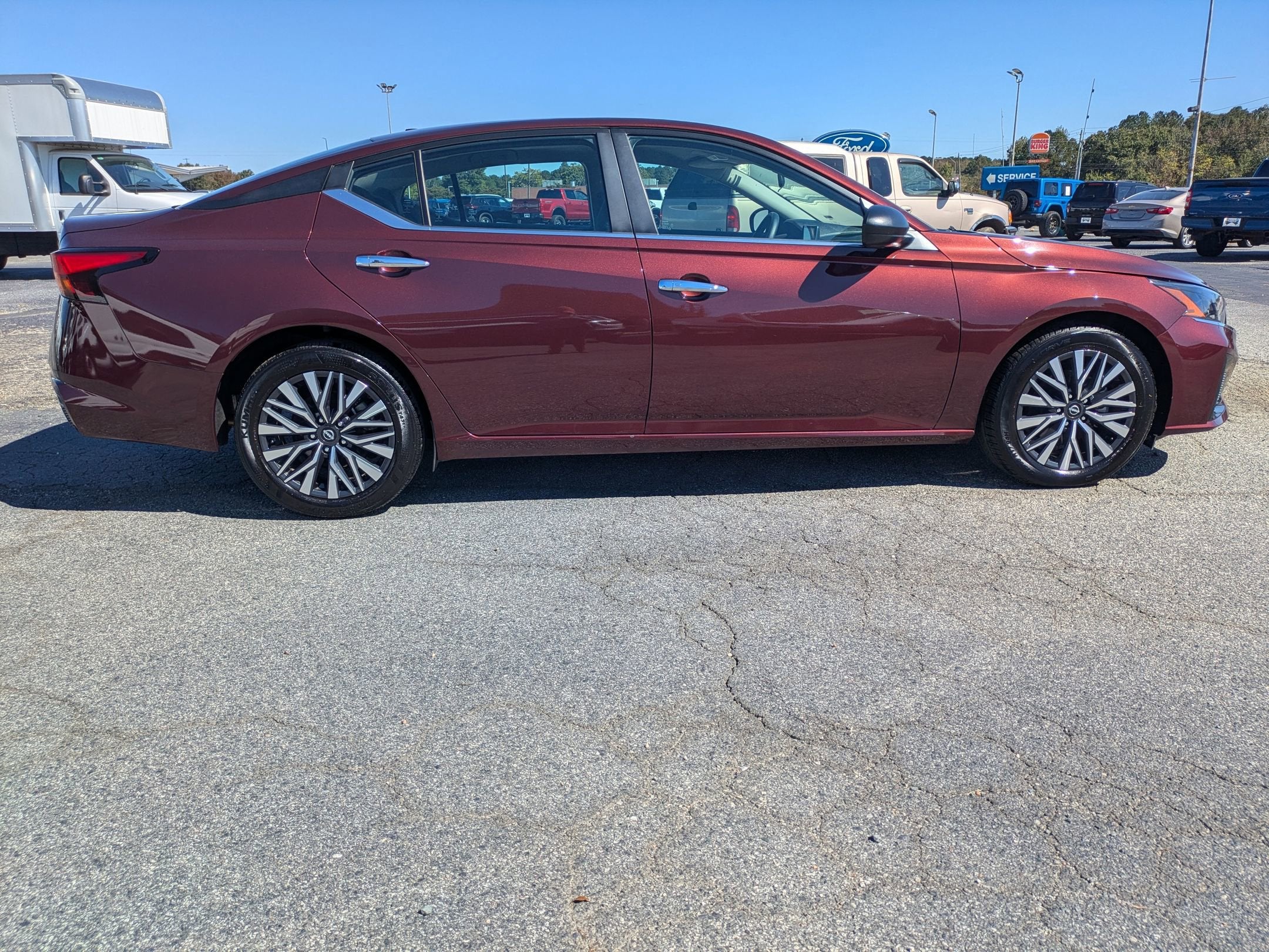 2024 Nissan Altima 2.5 SV