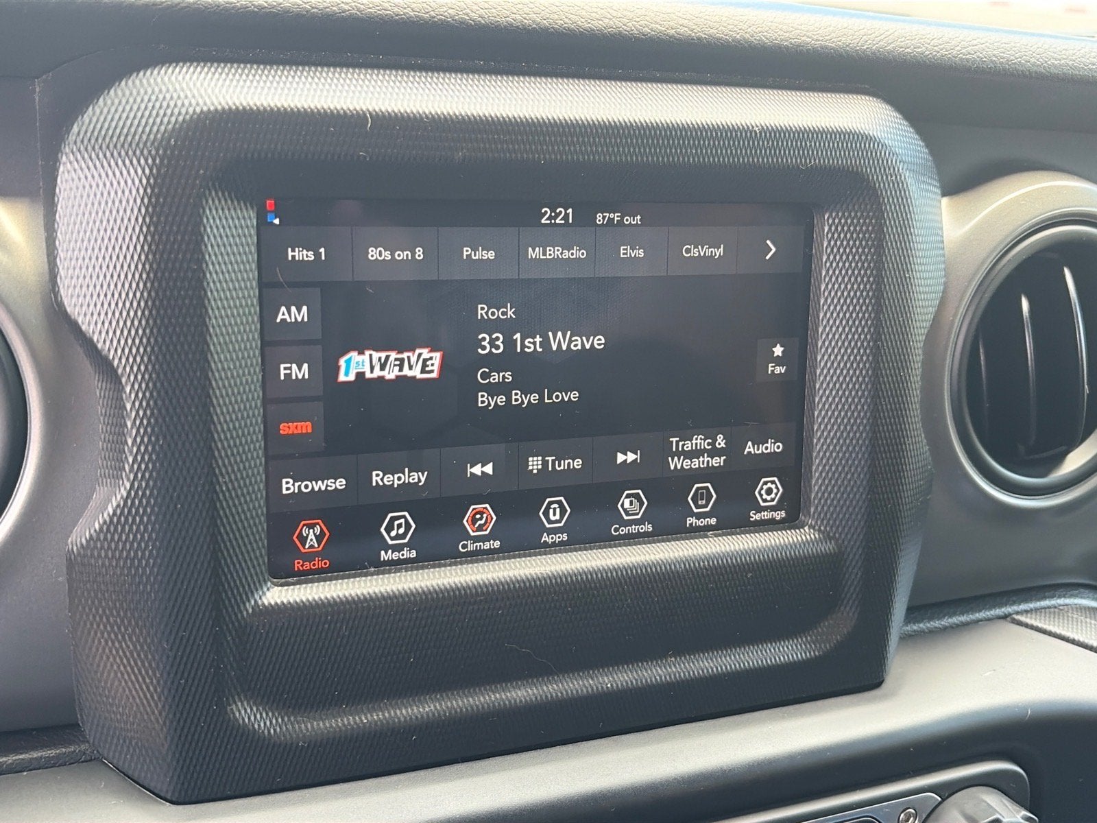 2022 Jeep Wrangler Sport