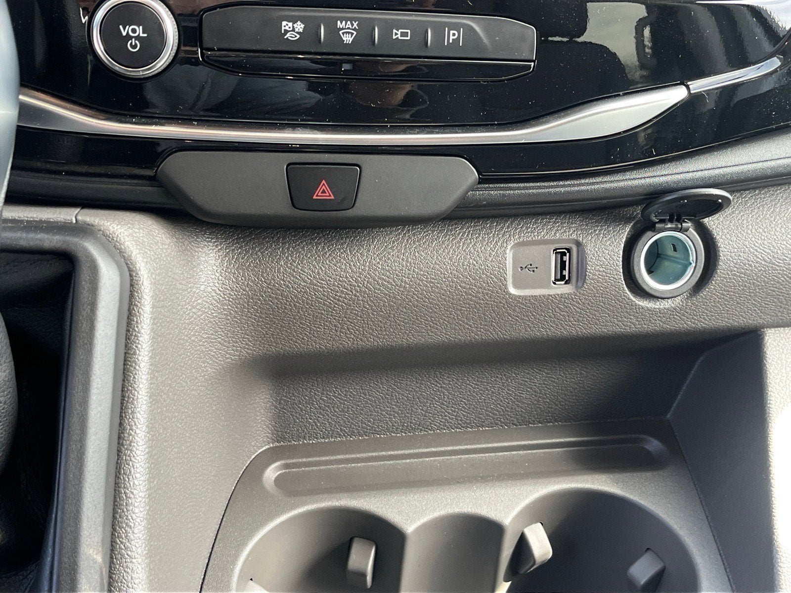 2026 Ford Transit Passenger Wagon Passenger Van XLT