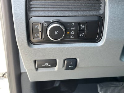 2025 Ford Super Duty F-450 DRW XLT