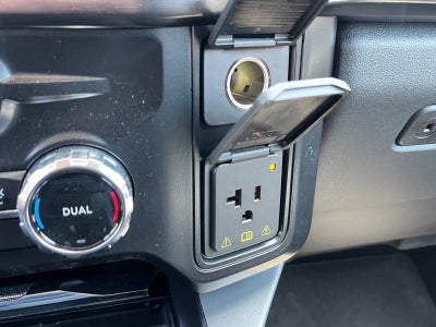 2026 Ford Super Duty F-550 DRW Lariat DRW