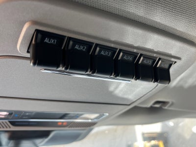 2026 Ford Super Duty F-550 DRW Lariat DRW