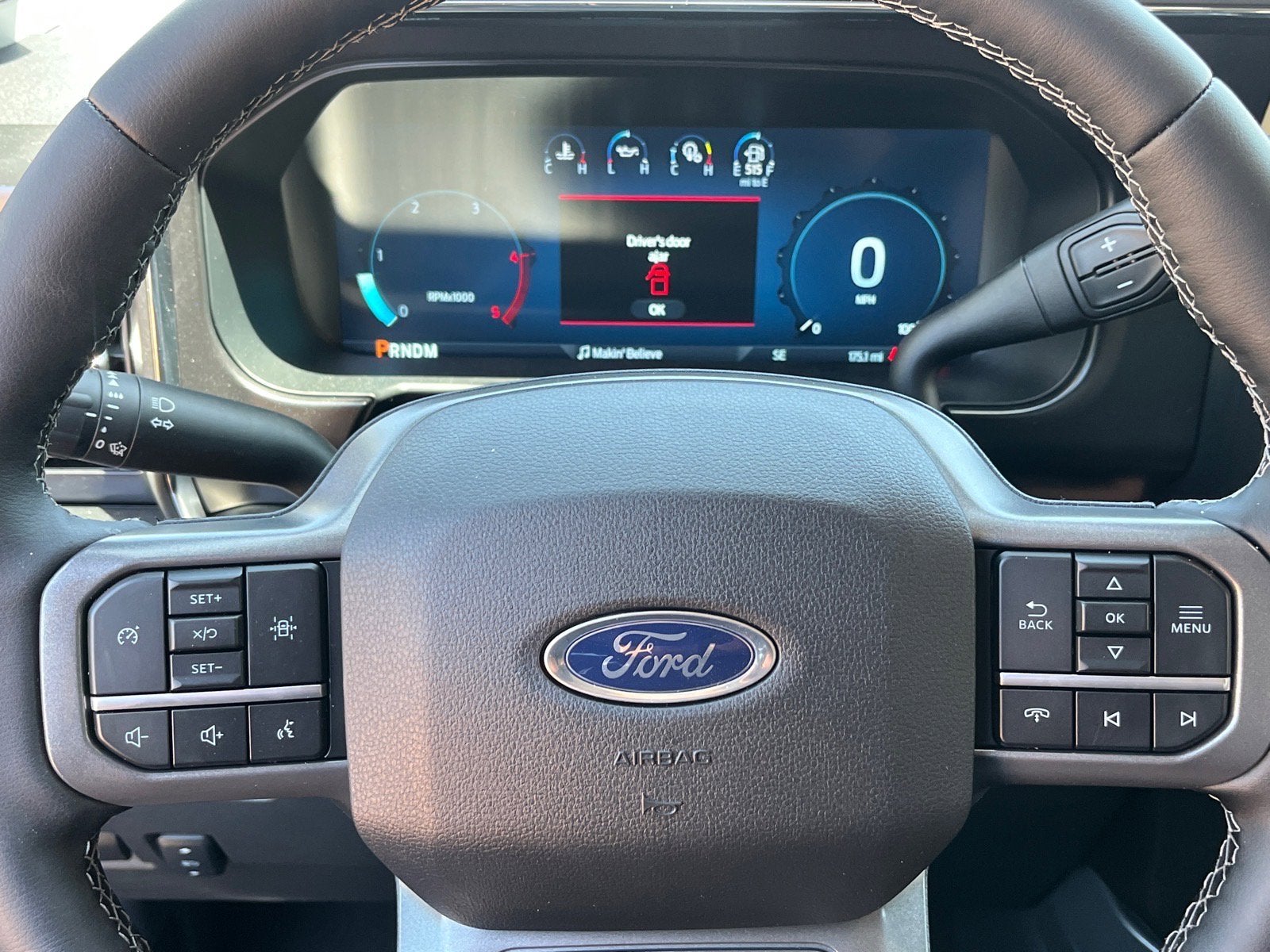 2026 Ford Super Duty F-550 DRW Lariat DRW