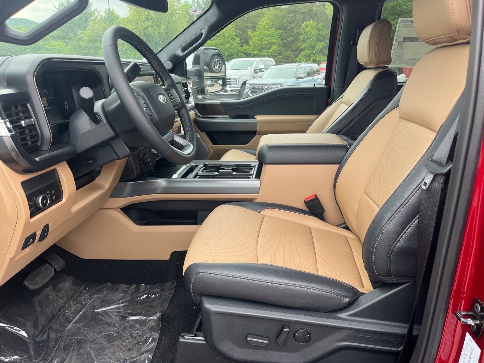 2026 Ford Super Duty F-350 DRW Lariat DRW