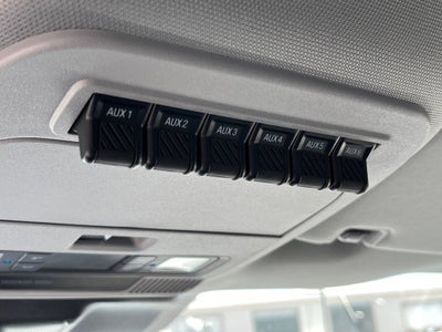 2025 Ford Super Duty F-350 SRW XL