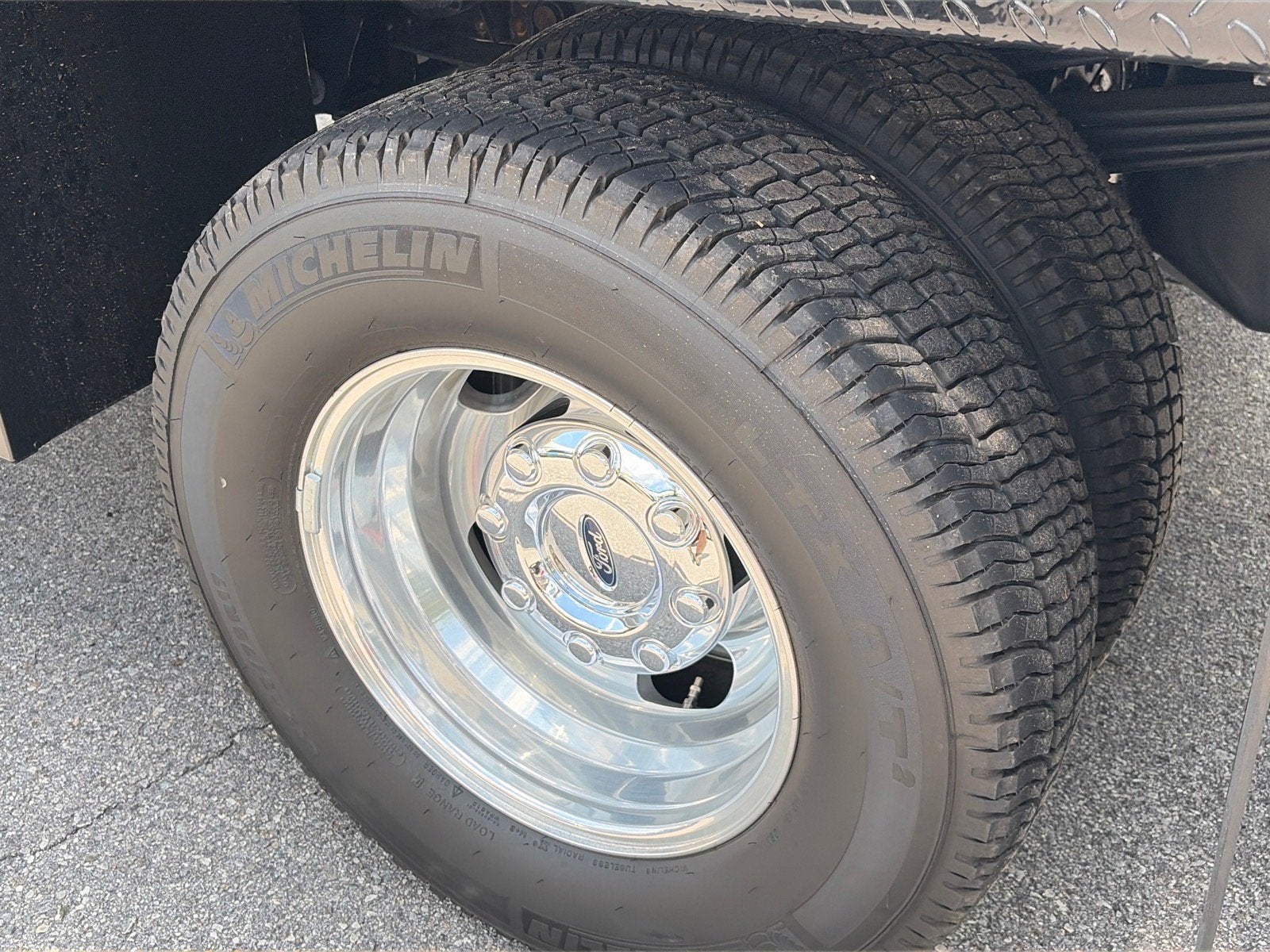 2026 Ford Super Duty F-350 DRW XLT