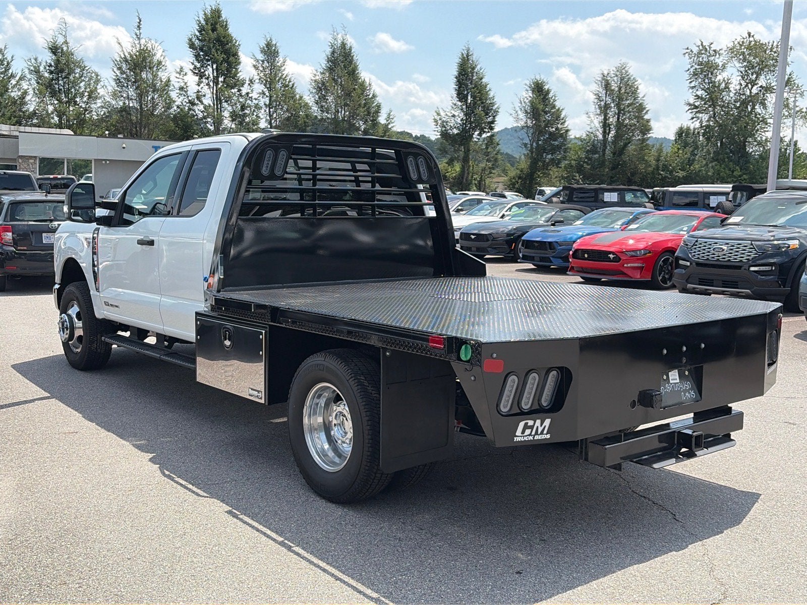 2026 Ford Super Duty F-350 DRW XLT