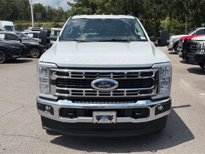 2026 Ford Super Duty F-350 DRW XLT
