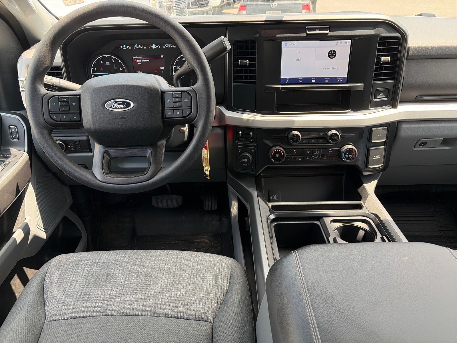 2026 Ford Super Duty F-350 DRW XLT