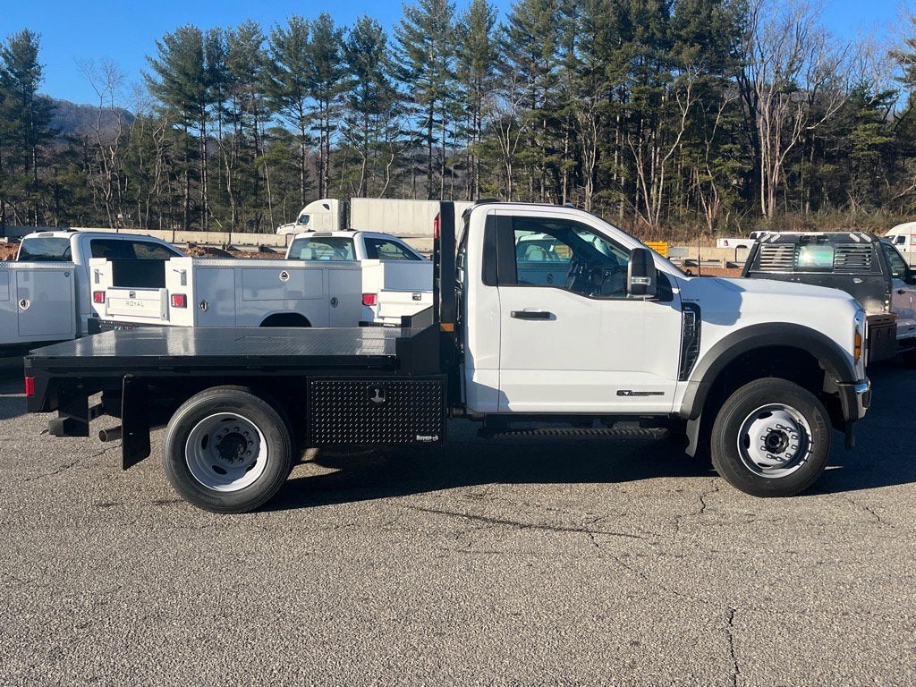 2026 Ford Super Duty F-600 DRW XL