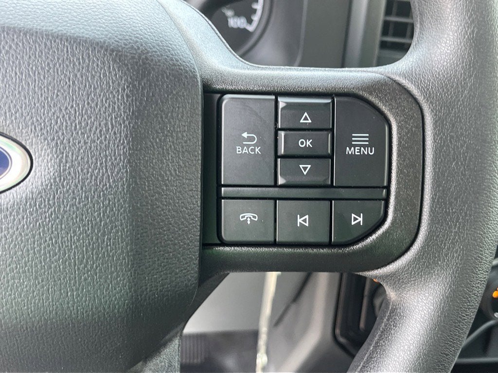 2025 Ford Super Duty F-600 DRW XLT