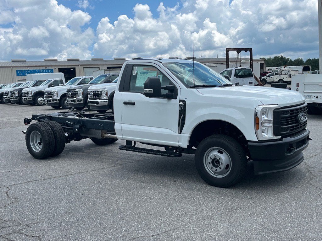 2025 Ford Super Duty F-350 DRW XL DRW