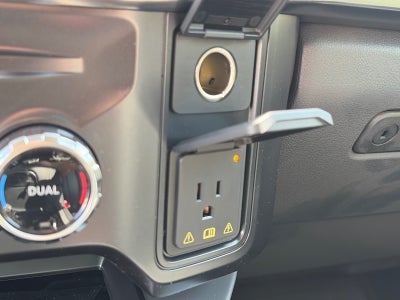 2026 Ford Super Duty F-550 DRW Lariat DRW
