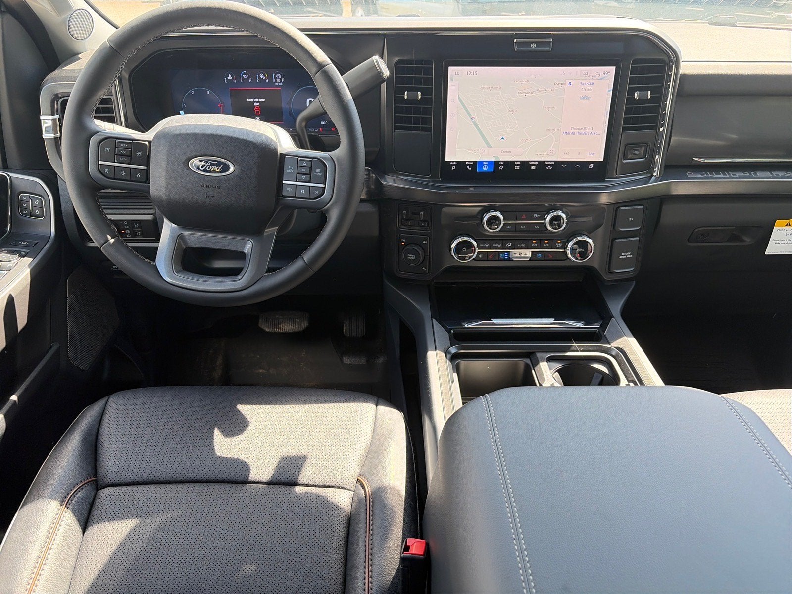 2026 Ford Super Duty F-550 DRW Lariat DRW