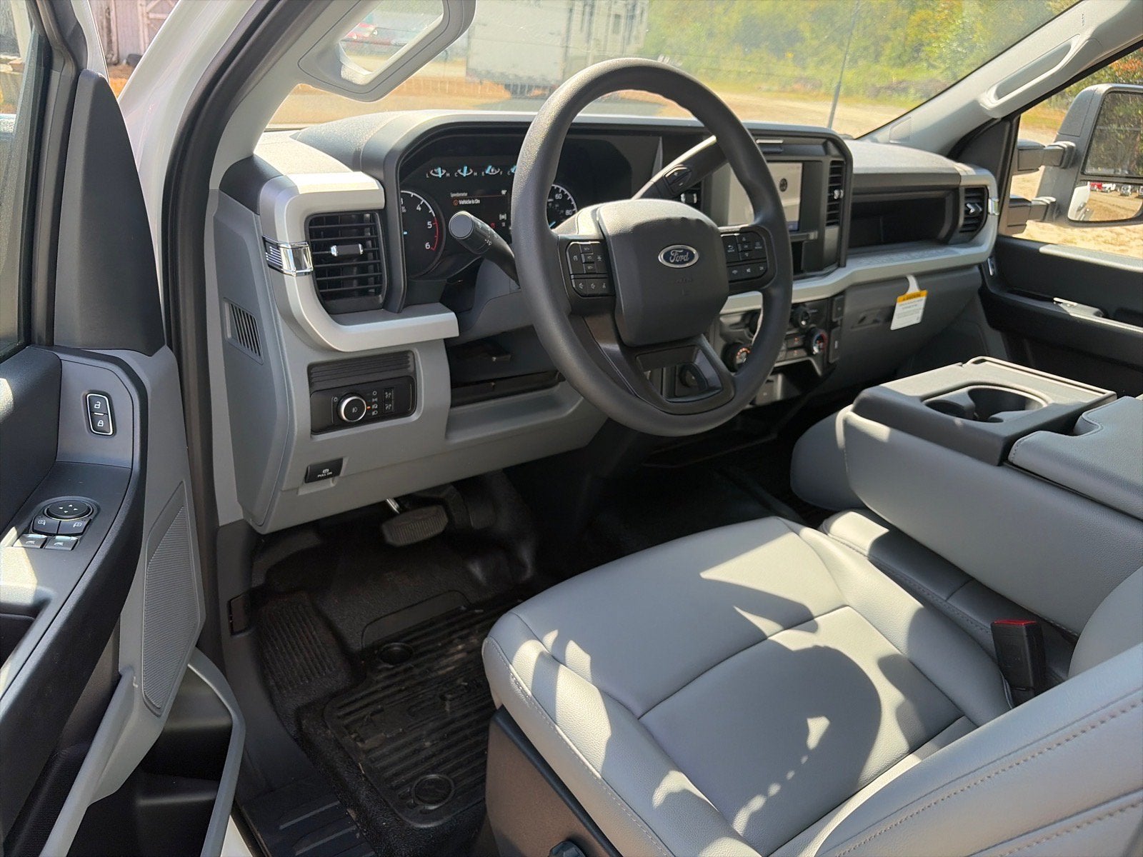 2026 Ford Super Duty F-550 DRW XL