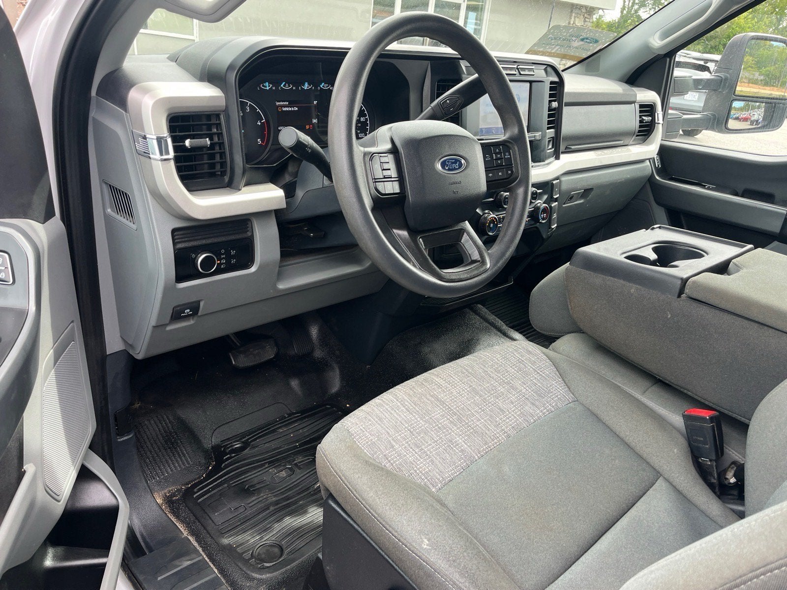 2023 Ford Super Duty F-550 DRW XLT DRW