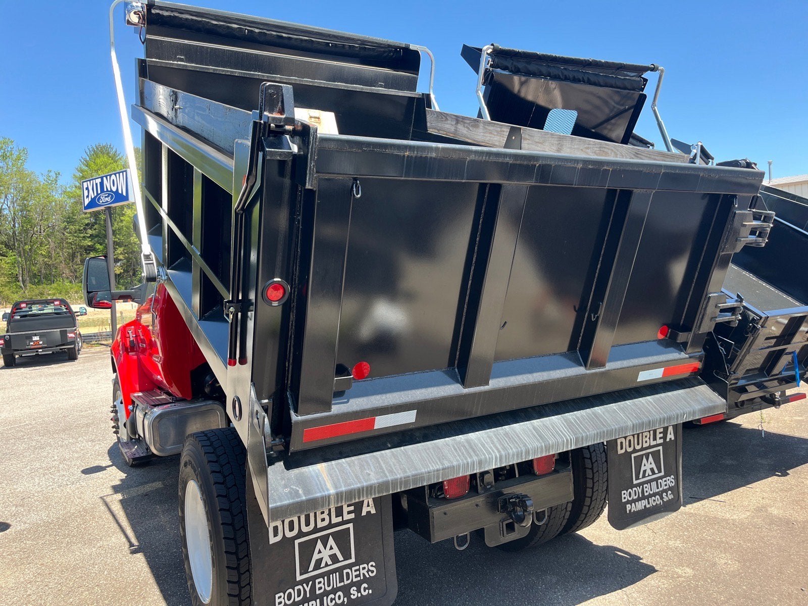 2026 Ford F-750SD Base