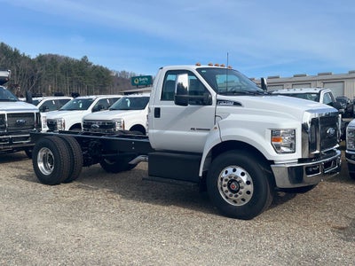 2026 Ford F-750SD Base