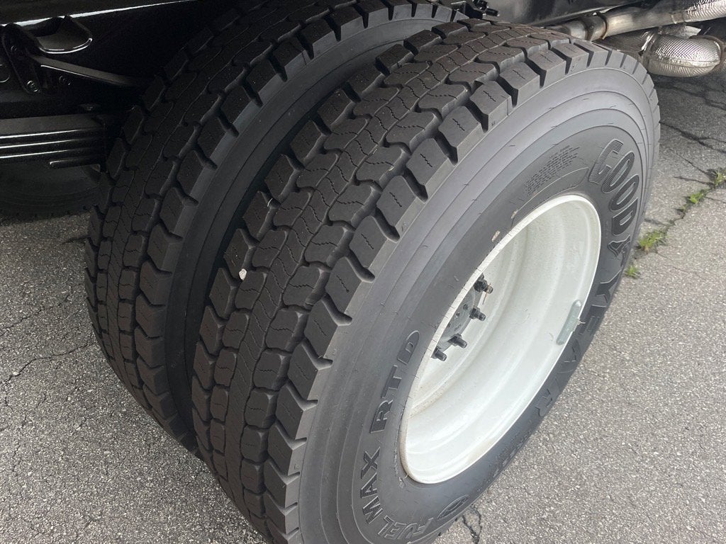 2026 Ford F-750SD Base