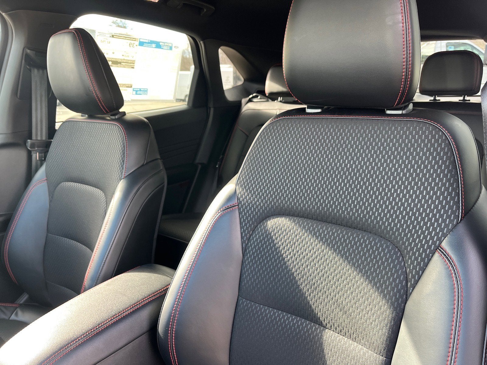 2025 Ford Escape ST-Line Elite