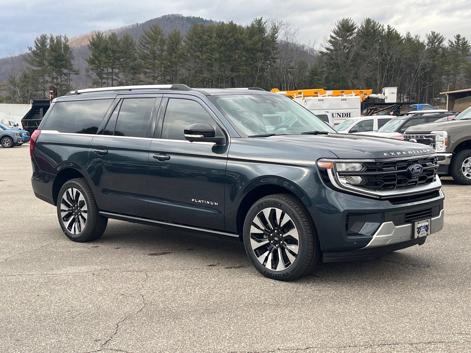 2025 Ford Expedition Max Platinum