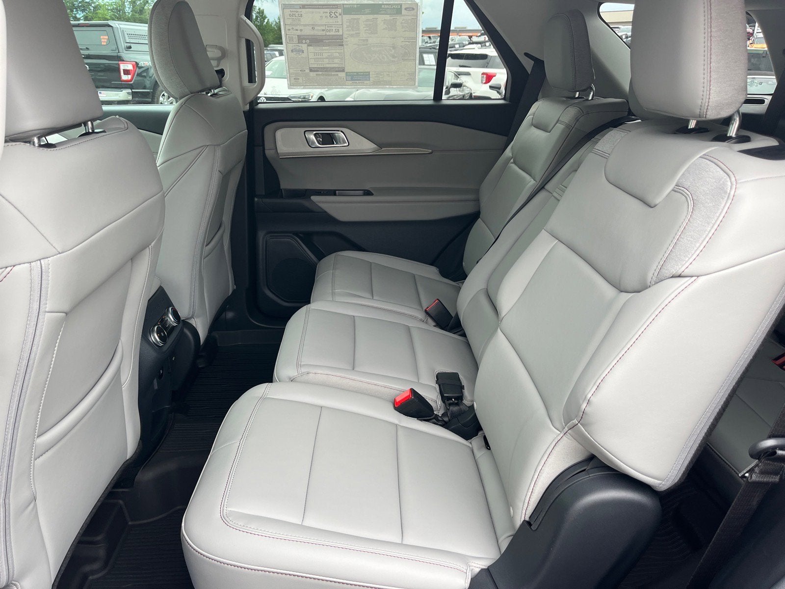 2026 Ford Explorer Active w/200A Pkg