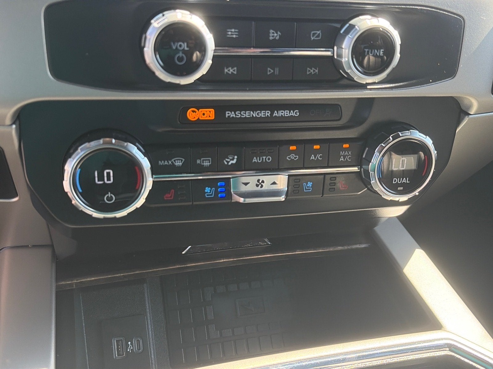 2022 Ford Super Duty F-250 SRW LARIAT