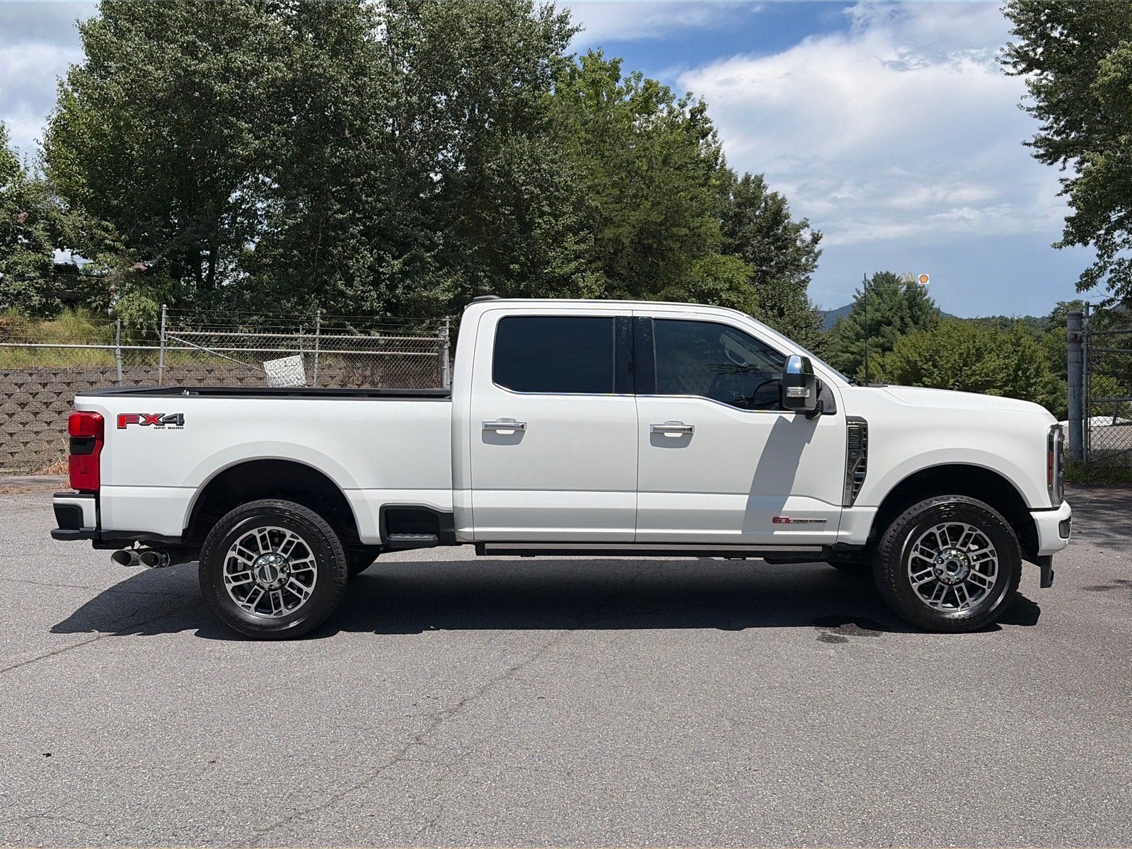 2026 Ford Super Duty F-250 SRW Platinum