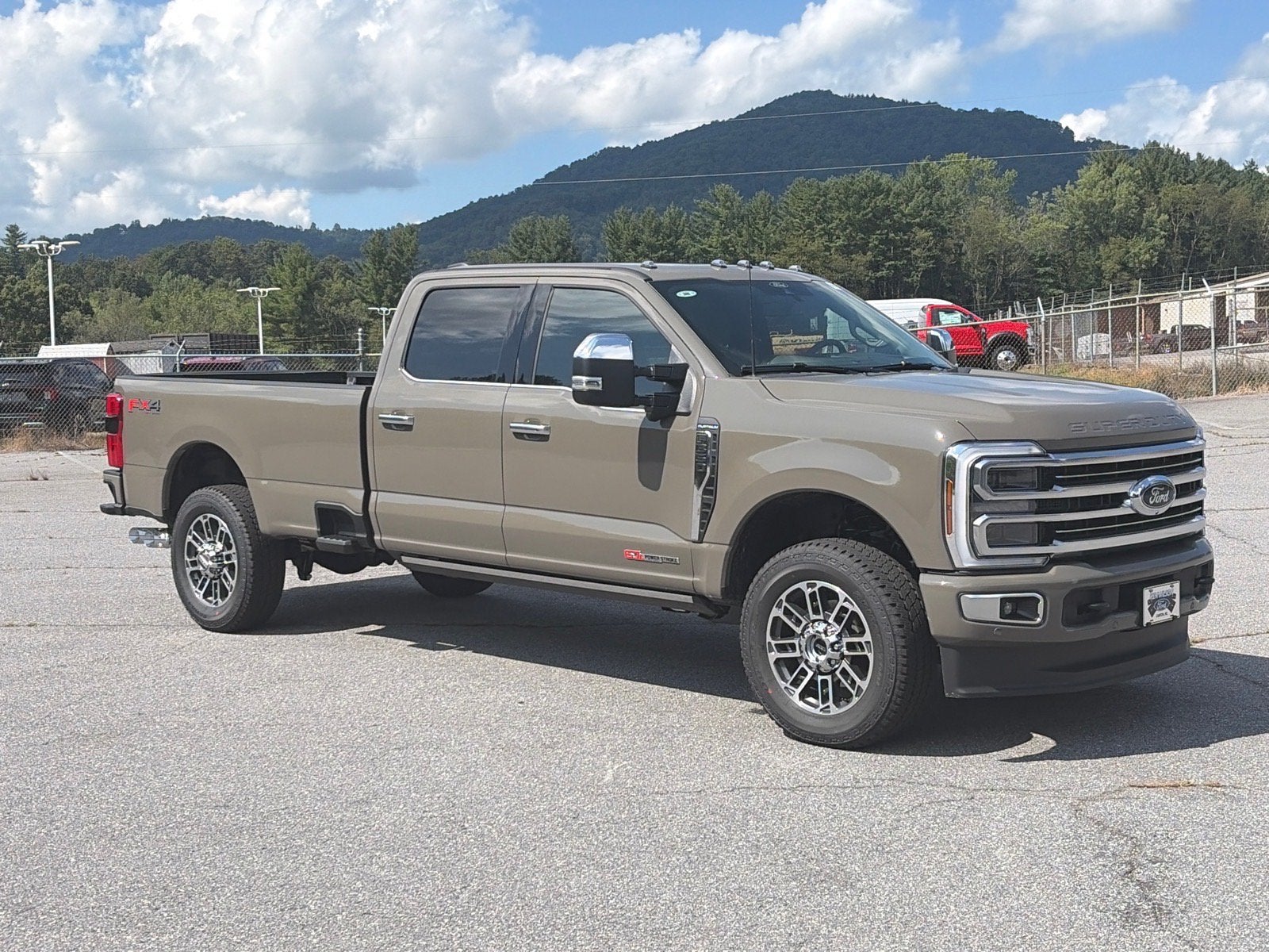 2026 Ford Super Duty F-350 SRW Platinum
