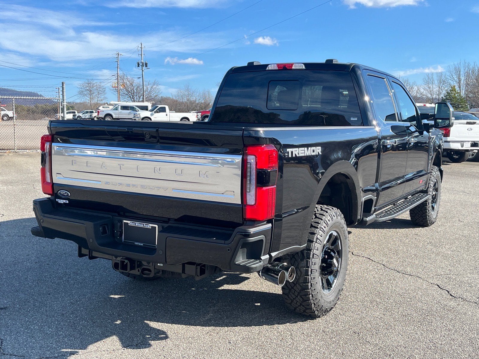 2026 Ford Super Duty F-350 SRW Platinum