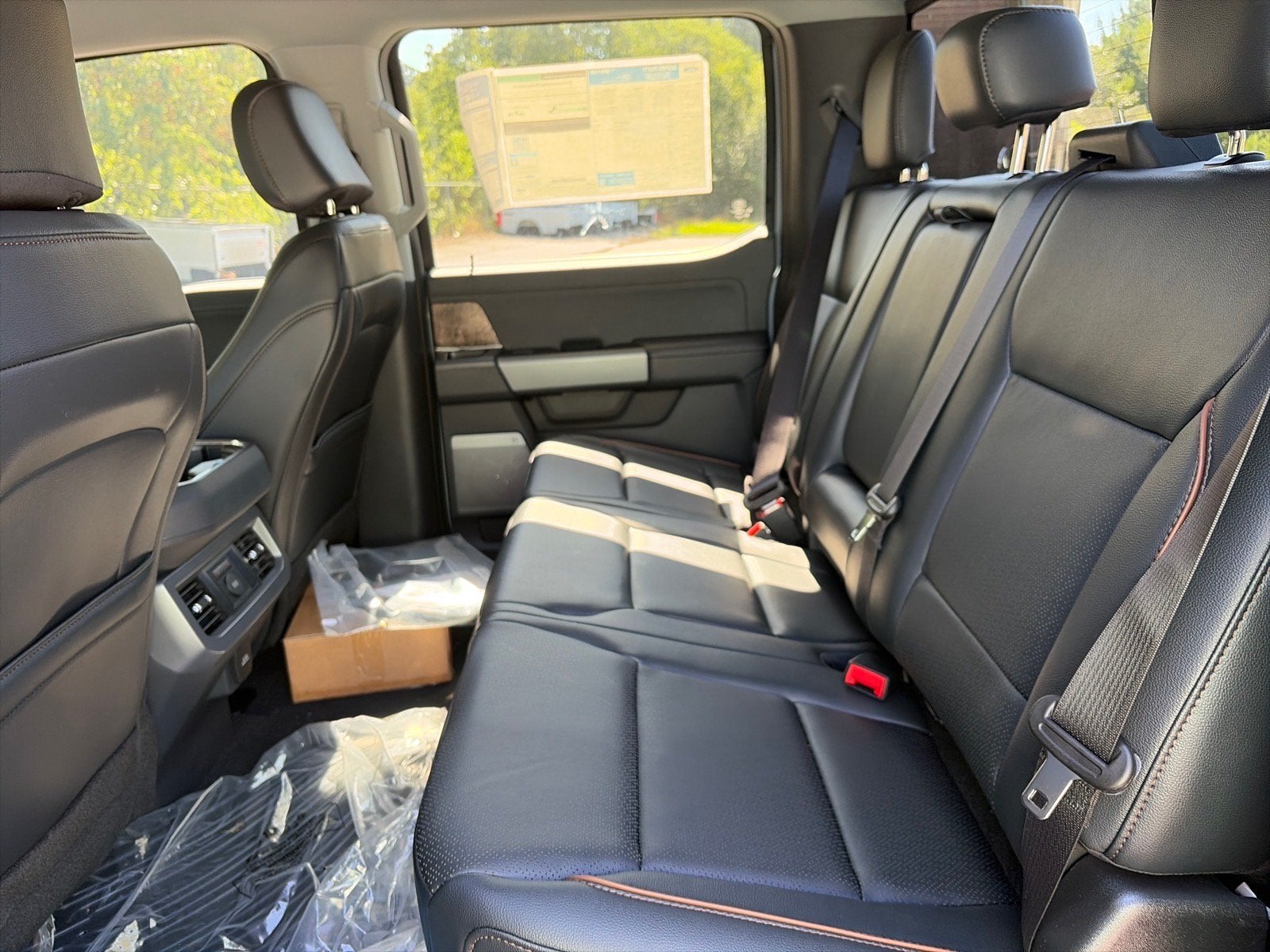 2026 Ford Super Duty F-350 SRW LARIAT