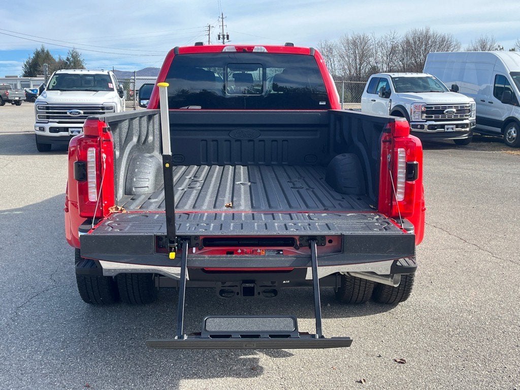 2026 Ford Super Duty F-350 DRW XLT DRW