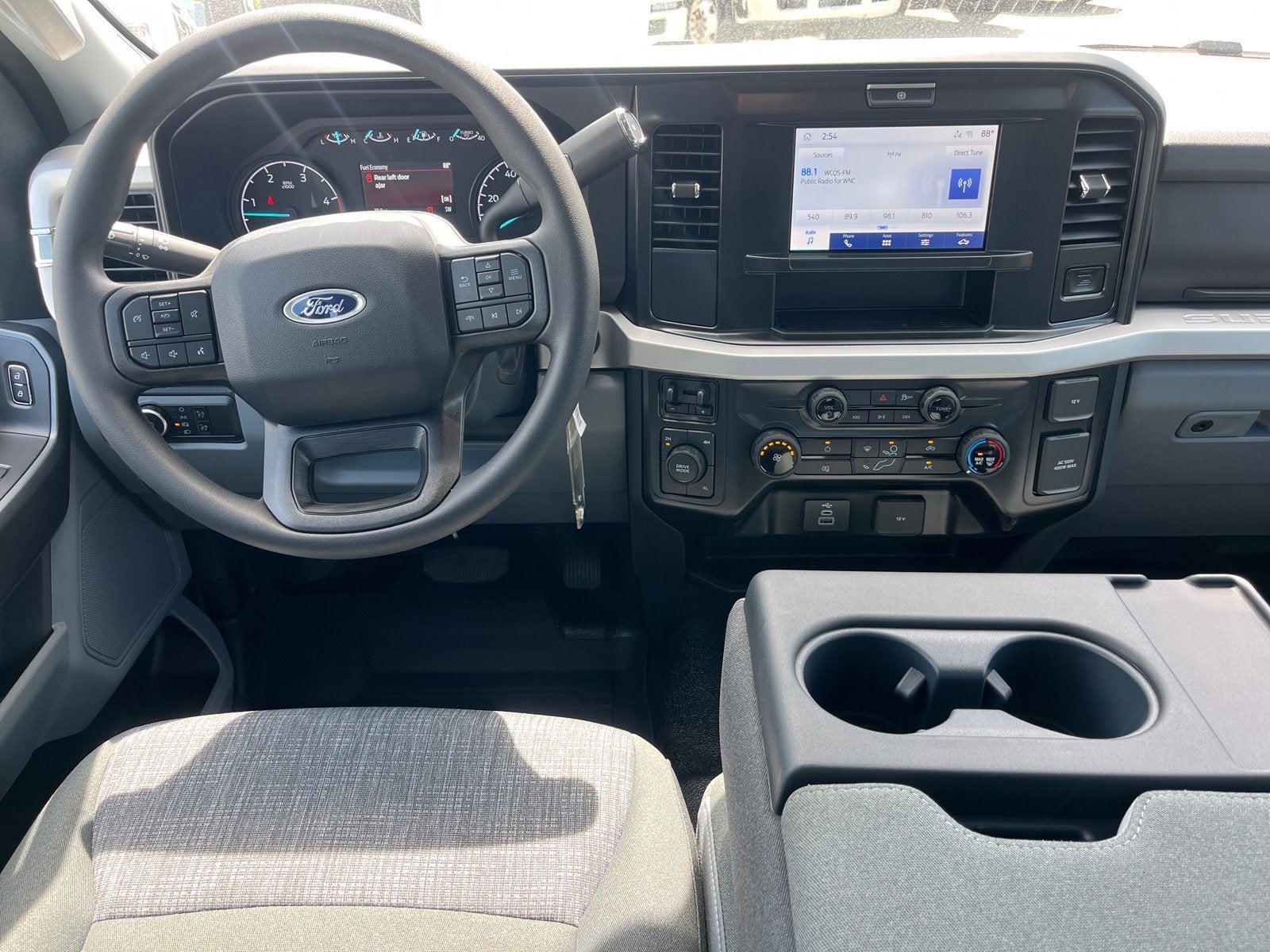 2026 Ford Super Duty F-450 DRW XLT