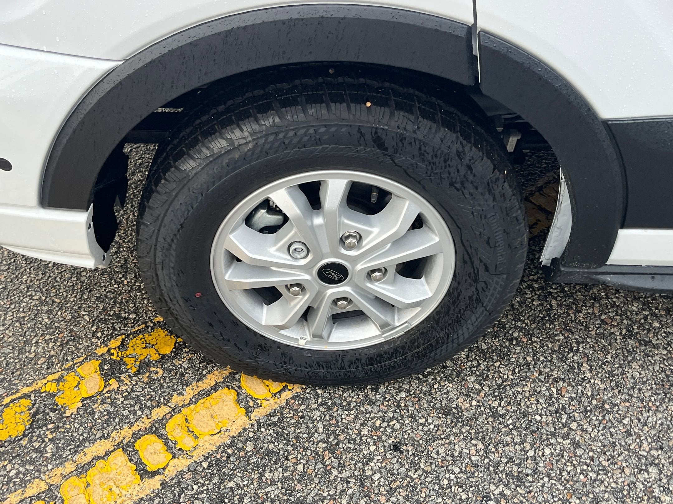 2025 Ford Transit Passenger Wagon XLT