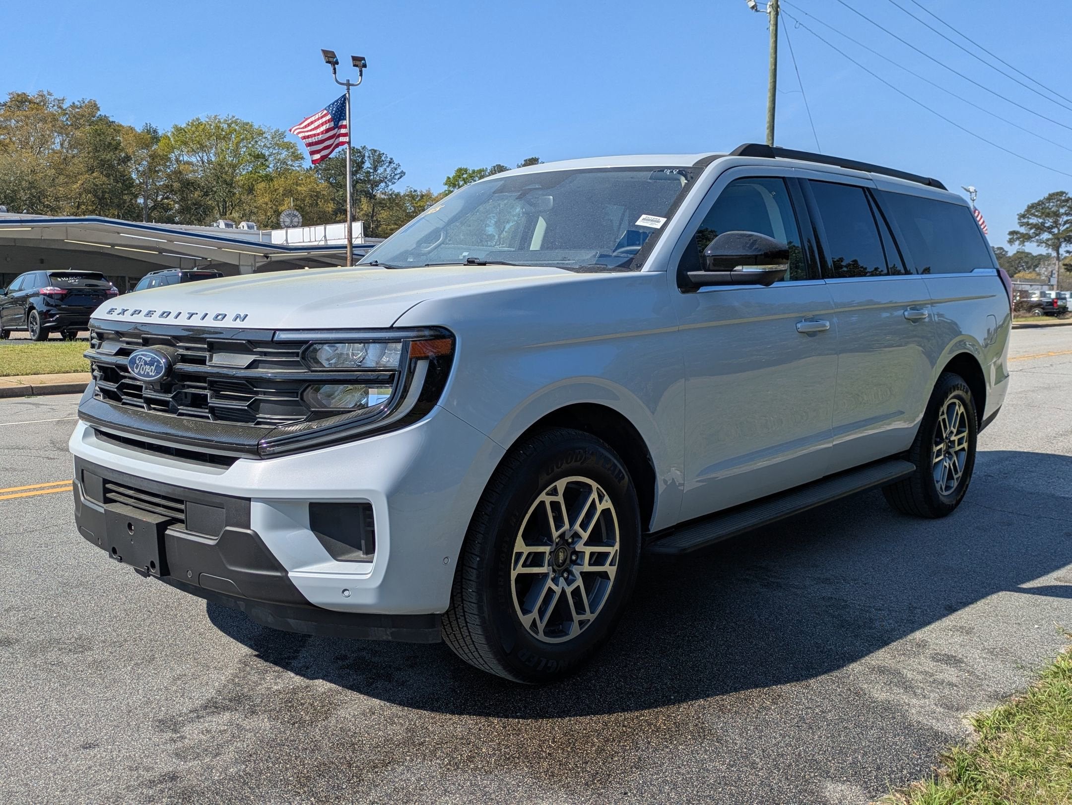 2025 Ford Expedition Max Active