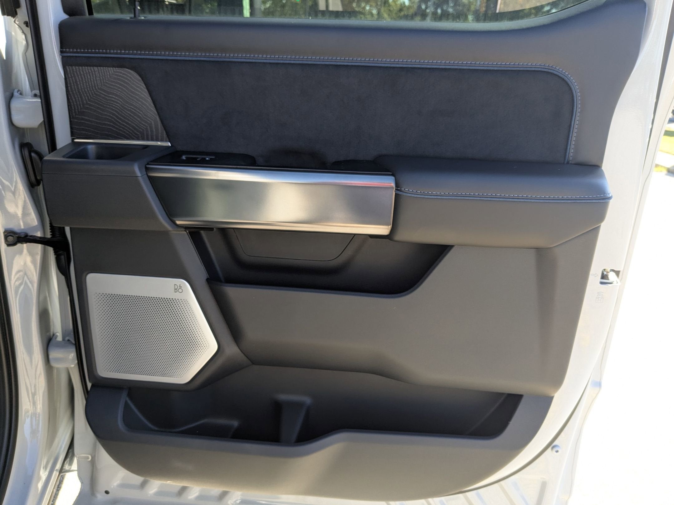 2025 Ford Super Duty F-250 SRW F-250® Platinum®